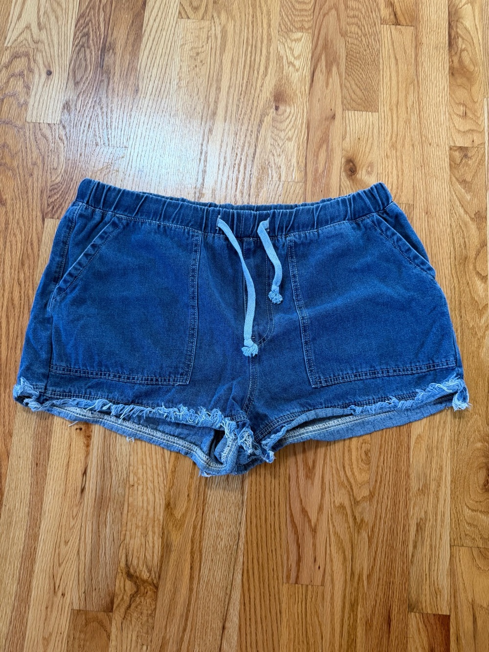 Casual Drawstring Denim Shorts in Blue